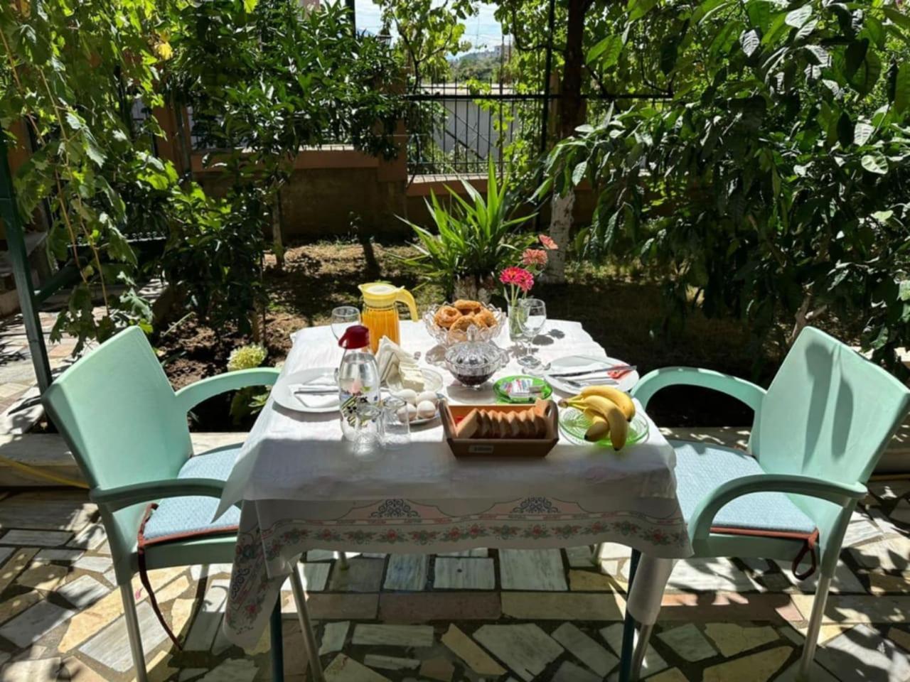 Gjirokastër The View Rooms And Terrace מראה חיצוני תמונה