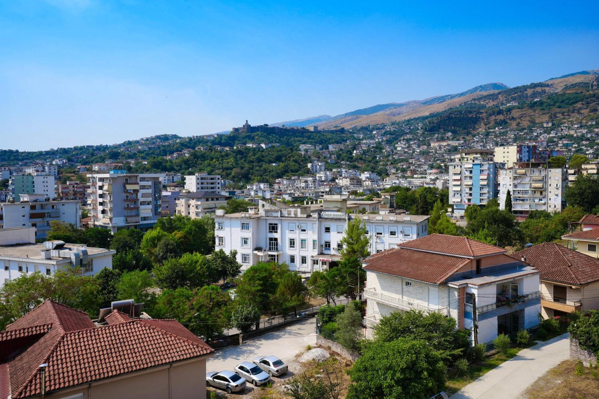 Gjirokastër The View Rooms And Terrace מראה חיצוני תמונה