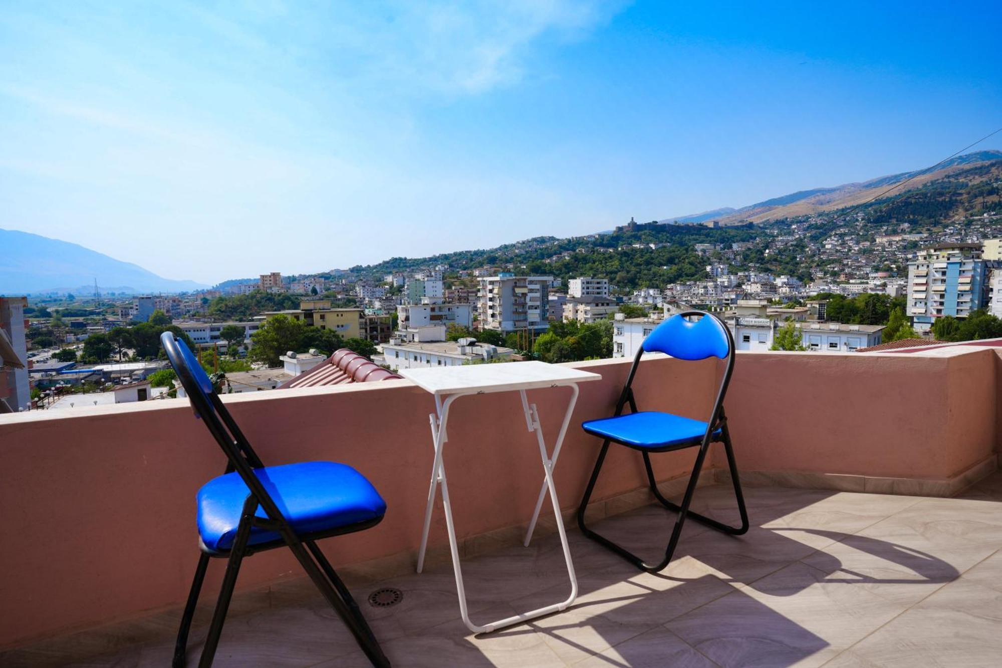 Gjirokastër The View Rooms And Terrace מראה חיצוני תמונה